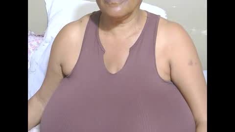 Snapshot of joycemando chatting on February 2026 09:02:01 PM DairyQueen online show from February 2026 09:02:01 PM