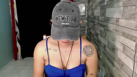 Snapshot of joycum_xxx chatting on February 2025 05:05:02 PM JOY in your heart online show from February 2025 05:05:02 PM