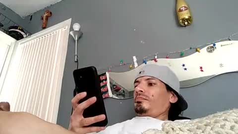 Snapshot of jpizzy23 chatting on October 2025 08:37:02 PM dLowfrk online show from October 2025 08:37:02 PM