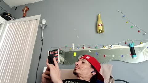 Snapshot of jpizzy23 chatting on October 2025 08:18:02 PM dLowfrk online show from October 2025 08:18:02 PM