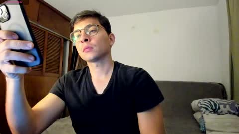 Cristian- tellme Criis online show from June 2026 04:27:01 AM
