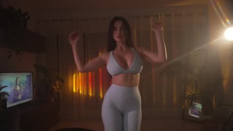 Jennifer Diaz online show from March 2026 10:03:02 PM