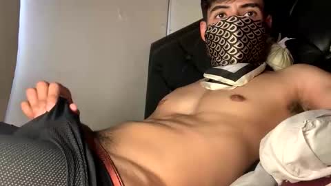 lJuanl online show from May 2026 07:19:02 PM