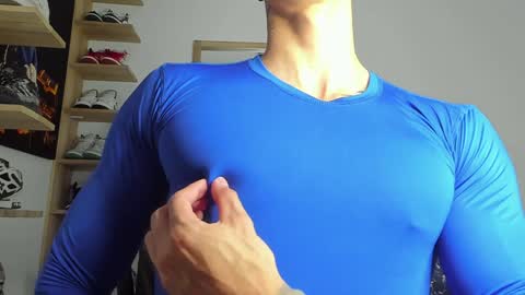 Snapshot of juan_fit2024 chatting on February 2025 06:24:01 PM juan online show from February 2025 06:24:01 PM