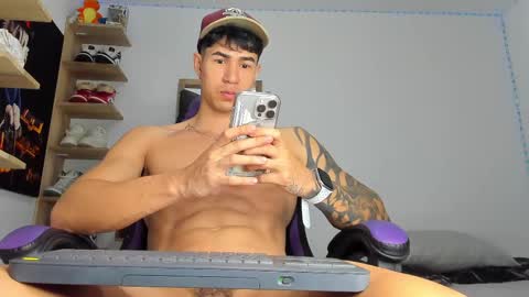 Snapshot of juan_fit2024 chatting on February 2025 02:29:02 AM juan online show from February 2025 02:29:02 AM