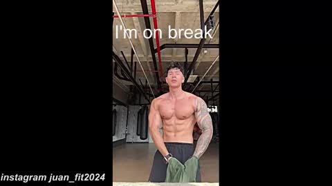 Snapshot of juan_fit2024 chatting on March 2025 10:21:01 PM juan online show from March 2025 10:21:01 PM