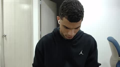 Snapshot of juan_gomez_1 chatting on February 2025 11:36:01 AM juan_gomez_1 online show from February 2025 11:36:01 AM