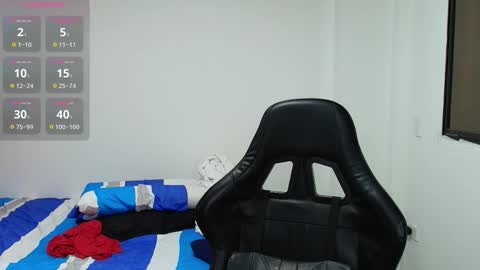 juan_gomez_1 online show from February 2026 09:58:01 AM