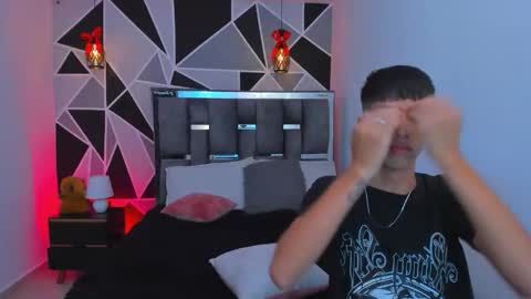 JuanSteven online show from March 2026 03:56:02 AM