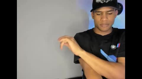 juan jose online show from April 2026 09:09:02 PM