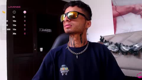 juancamilo66_ online show from December 2024 07:09:02 PM