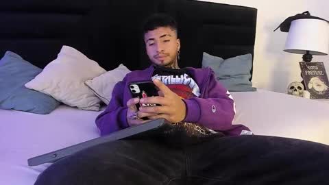 juancamilo66_ online show from October 2025 03:12:02 AM