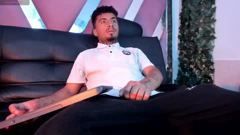 juancamilo66_ online show from March 2026 03:29:01 PM