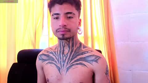 juancamilo66_ online show from May 2026 05:20:01 PM