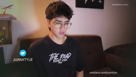 . online show from October 2025 02:19:01 AM