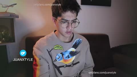 . online show from November 2025 05:34:01 PM