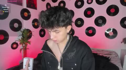 Snapshot of juandaaa__ chatting on February 2026 04:27:02 PM juandaaa__ online show from February 2026 04:27:02 PM