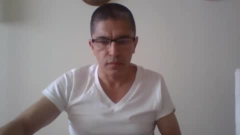 juanearth1 online show from January 2026 05:26:02 PM