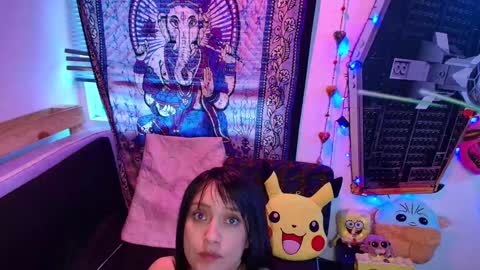 Juanita online show from January 2025 11:07:01 PM