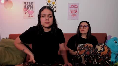 juanitaaa_ online show from April 2026 12:54:02 AM