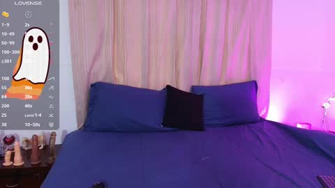 Blue online show from October 2025 03:53:01 PM