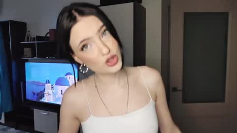 Veronika online show from May 2026 03:20:01 PM