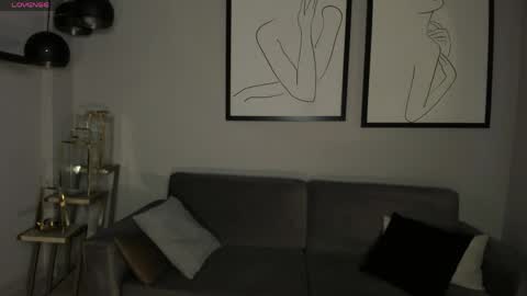 Juanita Clay online show from April 2026 07:39:01 PM