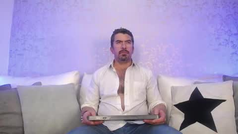 Snapshot of juank_fit45 chatting on January 2026 01:15:01 PM Juan k online show from January 2026 01:15:01 PM