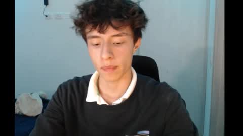 juanmres online show from November 2025 05:12:03 AM