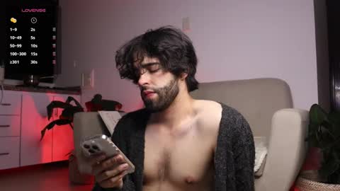 Juan online show from October 2025 03:15:01 AM