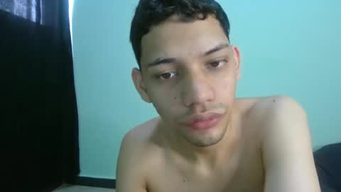 juansuarez204 online show from February 2025 06:40:02 PM