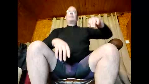 Snapshot of judojeff chatting on December 2024 08:10:02 PM judojeff online show from December 2024 08:10:02 PM