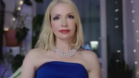 Goddess Julia online show from July 2026 06:28:01 PM