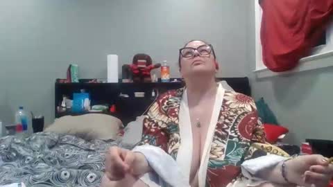 Juiceepawwg420 online show from May 2026 02:30:02 AM
