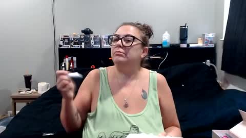 Juiceepawwg420 online show from July 2026 05:16:01 PM