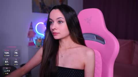 Snapshot of juicy___angel chatting on March 2026 02:19:01 PM Angelina online show from March 2026 02:19:01 PM