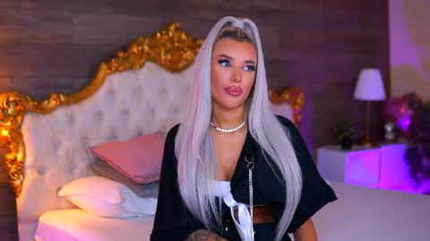 Snapshot of juicy_jessye chatting on June 2026 07:49:01 PM Jessye online show from June 2026 07:49:01 PM