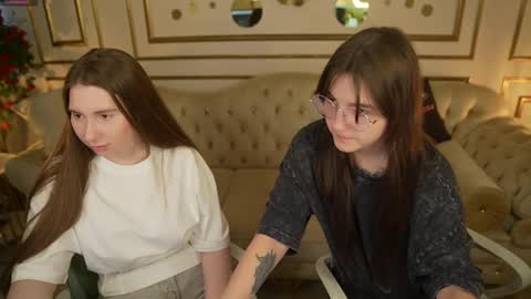 Elza online show from April 2026 10:19:02 AM