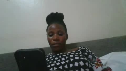 pretty online show from January 2026 07:06:02 PM