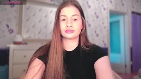 Elena online show from October 2025 01:20:02 PM