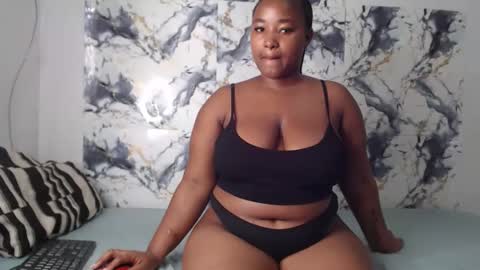 Snapshot of juicyjasminx chatting on May 2026 07:24:02 AM juicyjasminx online show from May 2026 07:24:02 AM