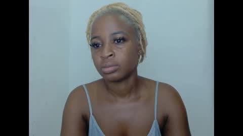 juicykinkx online show from December 2025 11:37:01 AM