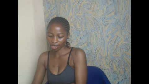 juicypiexx online show from February 2025 10:53:01 PM
