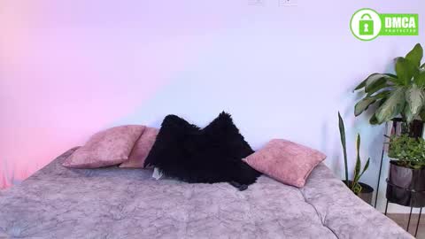 Jules and Gia online show from March 2026 06:37:02 PM