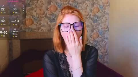 Snapshot of juli_ginger chatting on June 2026 06:07:01 AM Julia online show from June 2026 06:07:01 AM