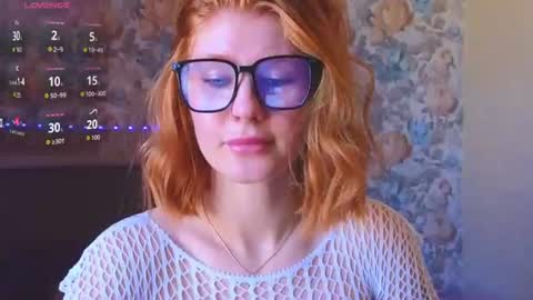 Snapshot of juli_ginger chatting on July 2026 05:42:02 AM Julia online show from July 2026 05:42:02 AM