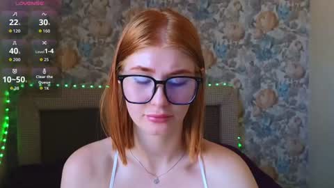 Snapshot of juli_ginger chatting on July 2026 06:41:02 AM Julia online show from July 2026 06:41:02 AM
