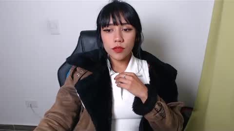 Snapshot of juli_love11 chatting on January 2025 11:38:01 PM JULIETA online show from January 2025 11:38:01 PM