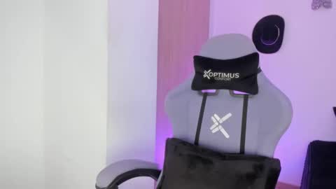 juli_santos_22 online show from February 2025 11:01:02 AM