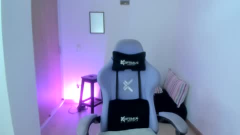 Snapshot of juli_santos_22 chatting on June 2026 02:29:01 PM juli_santos_22 online show from June 2026 02:29:01 PM